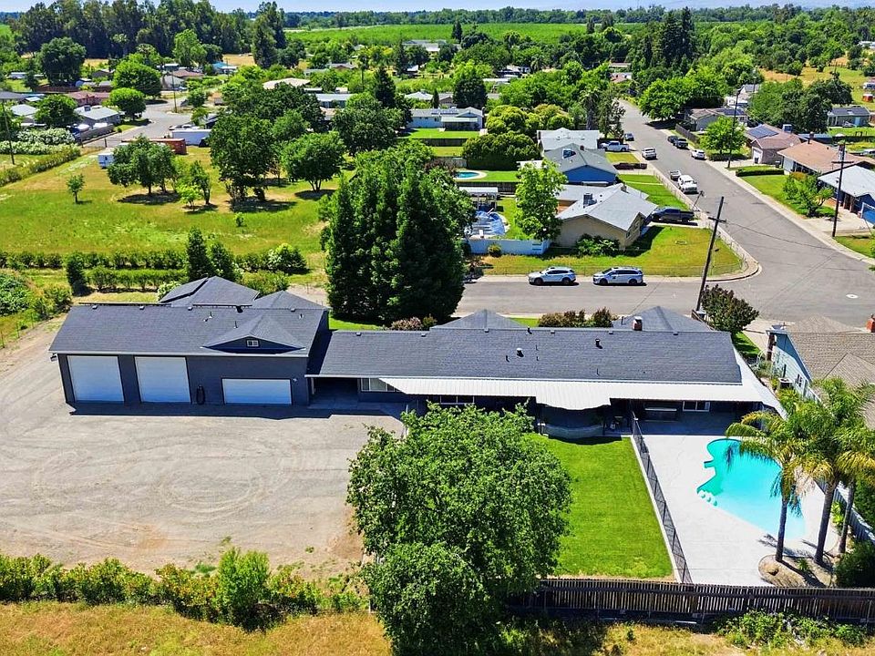 1st image of 7307 N Roberta Way