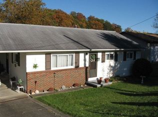 5102 S Pioneer Dr, Cross Lanes, WV 25313
