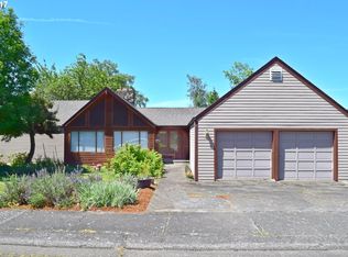 1610 Post St, Lebanon, OR 97355