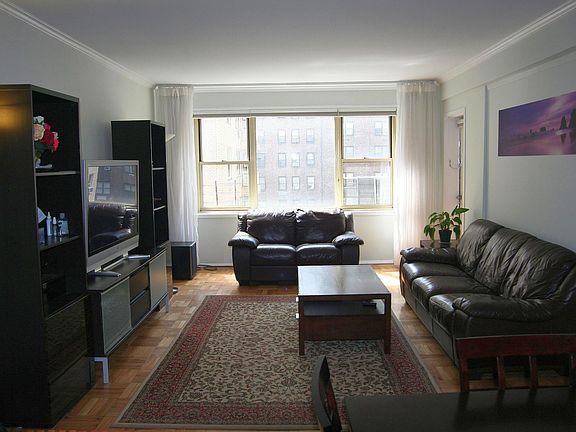 2nd image of 415 E 52nd St APT 7GC