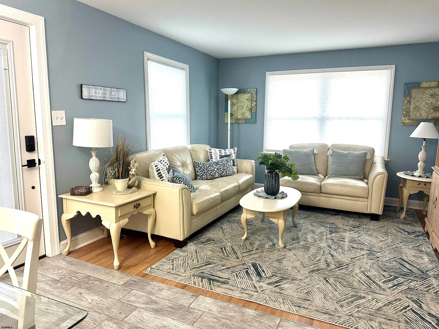 2 bed, 1.0 bath, $8,000 — Photo 4