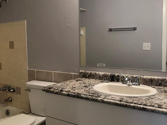 3rd image of 5904 50th Ave APT 8