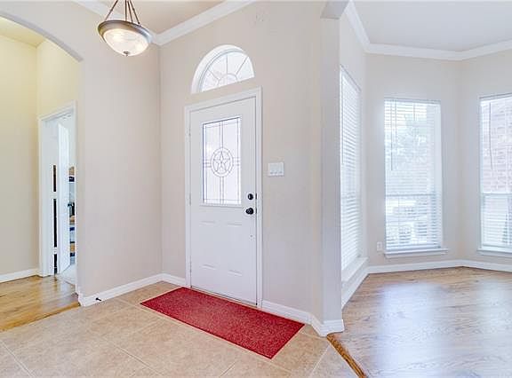 4th image of 4406 Cluster Oak Ct