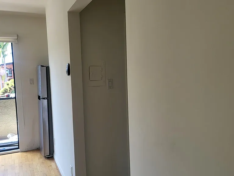 11919 Idaho Ave #4 — Photo 9