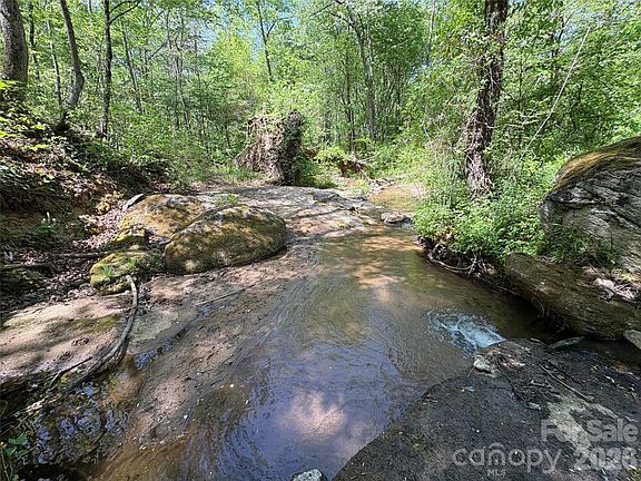 4th image of 6 Hopewell Church Rd #6