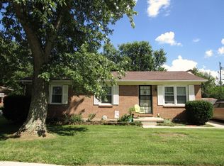 107 Colonial Park Dr, Winchester, KY 40391