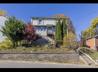 222 Emmett Ave #A, Derby, CT 06418