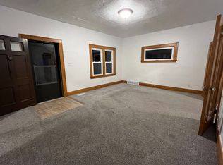 603 E 5th St, Hastings, NE 68901