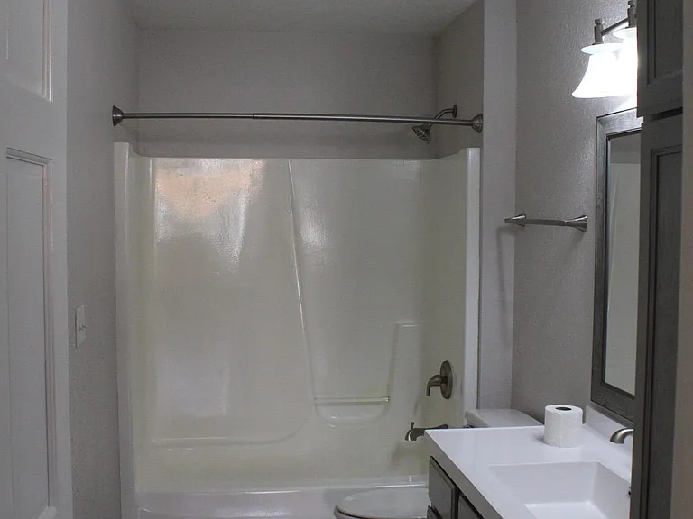 Hall full bath