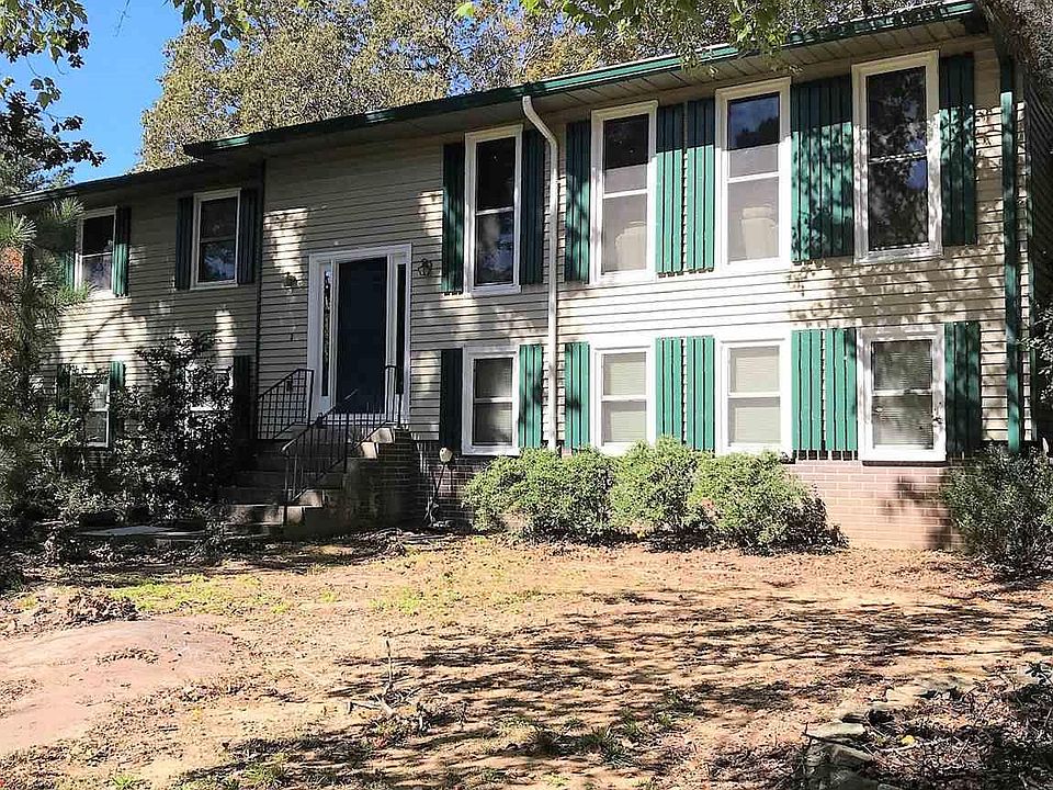 1st image of 2361 Amberbrook Dr SW