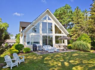 2802 Lakeshore Way, Twin Lakes, WI 53181
