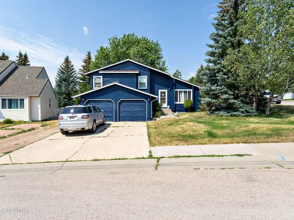 1112 W Granite St, Gillette, WY 82718