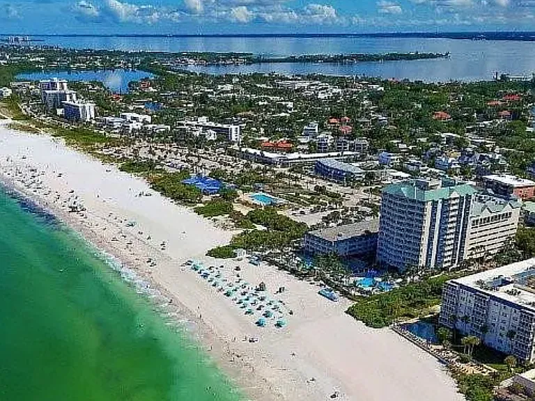 Lido Beach