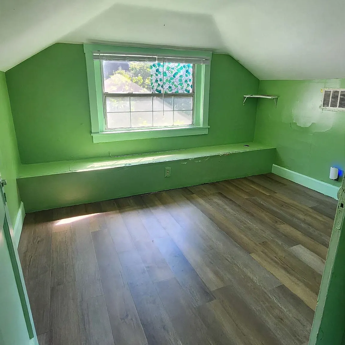 3 bed, 2.5 bath, 1650 sqft, $2,200 — Photo 4
