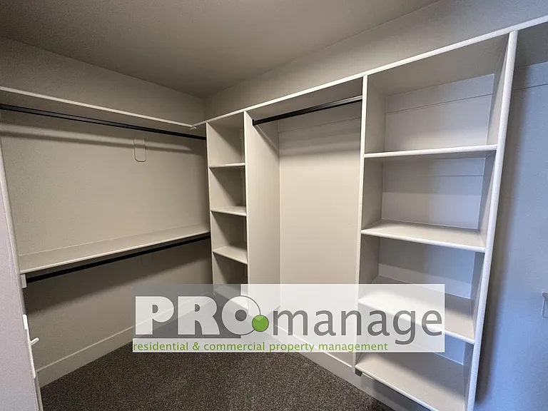 1385 Remington Trl — Photo 17
