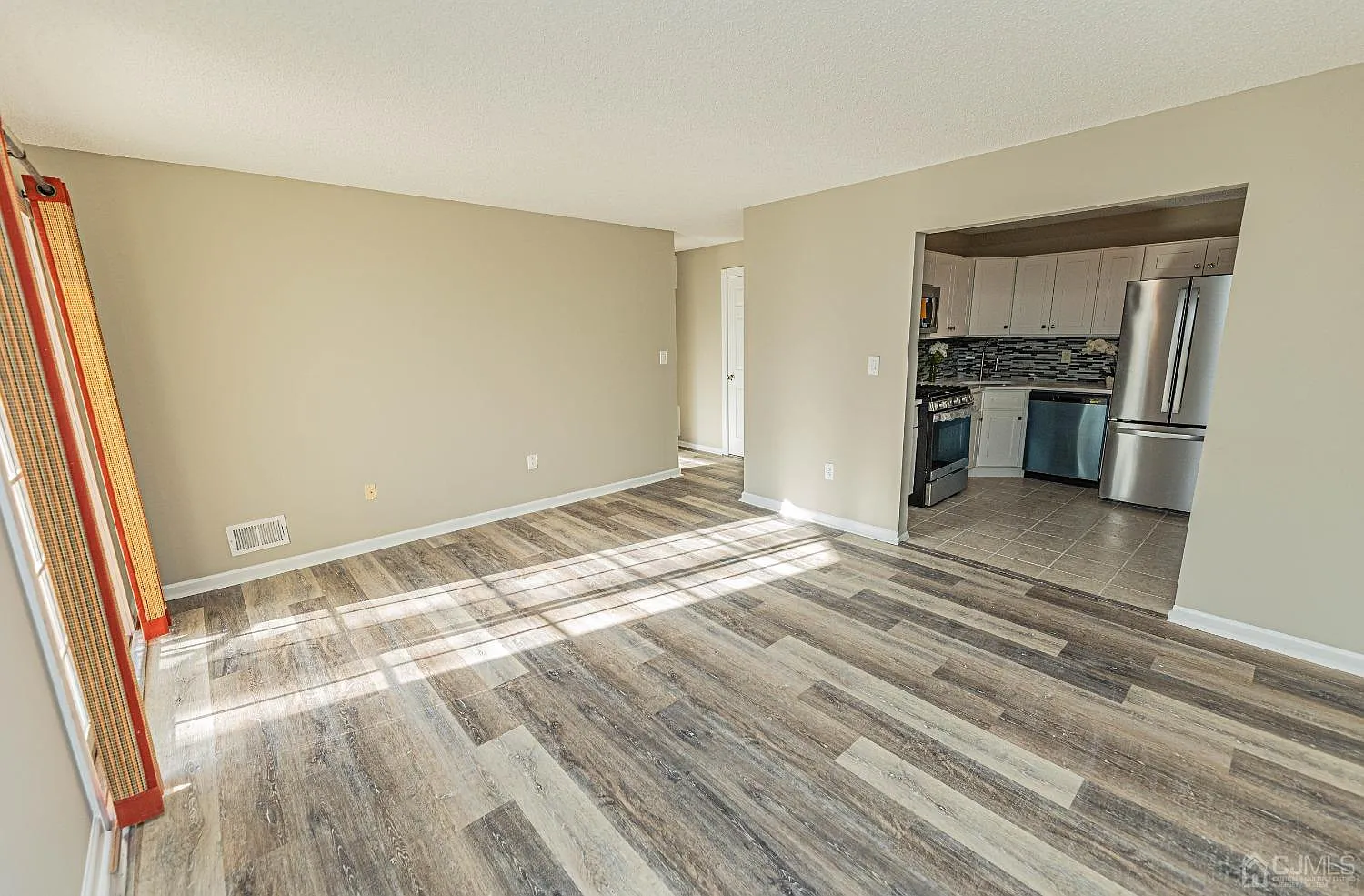 2 bed, 1.0 bath, $2,450 — Photo 1