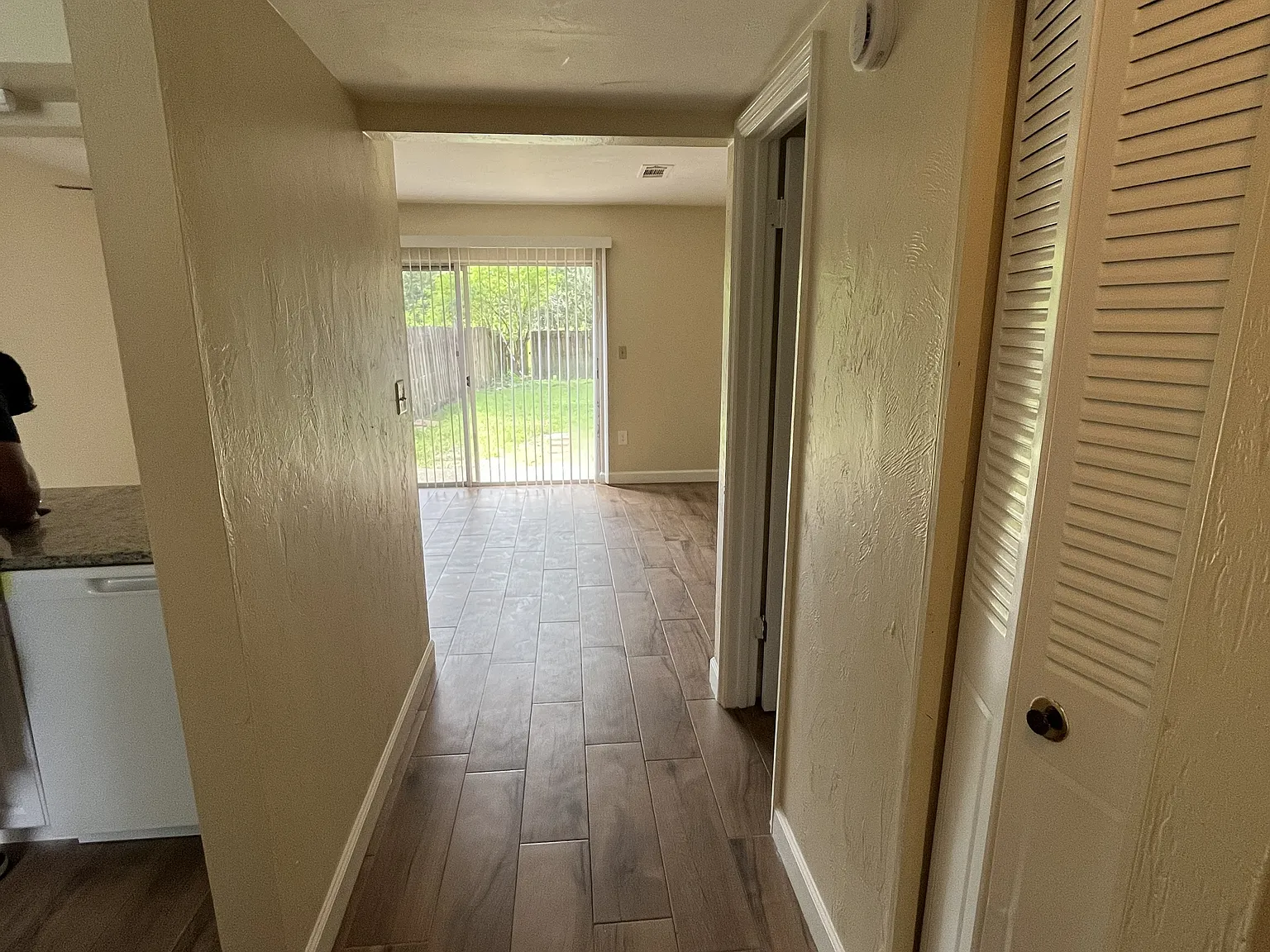7214 SW 44th PL — Photo 4