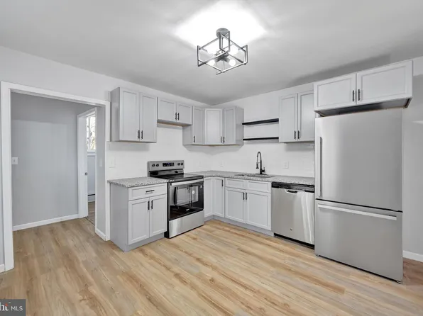44 S Nice St, Frackville, PA 17931