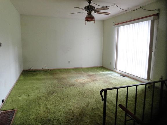 4th image of 1101 Westwood Dr