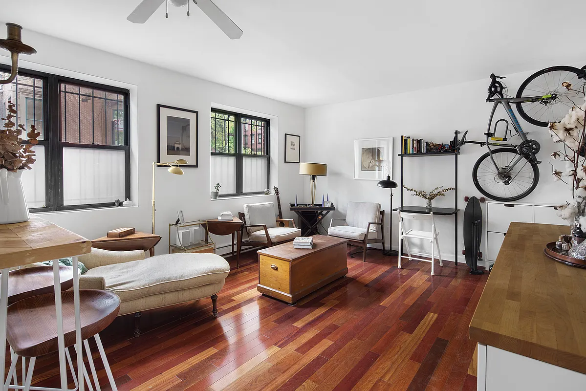 149 Lafayette Ave Unit 1B  