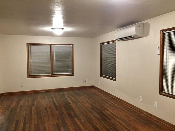 living room: new heat pump