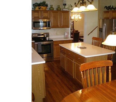 3rd image of 2941 Grandview Dr