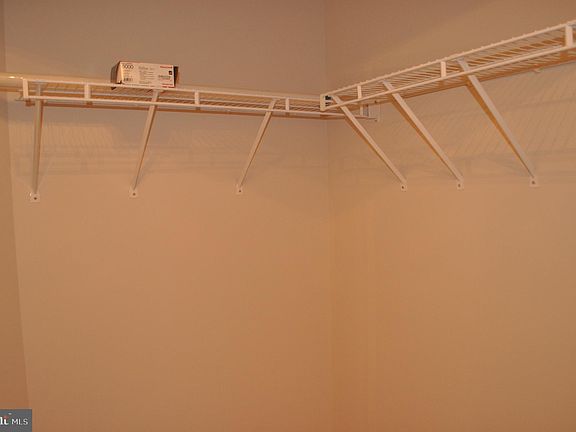 5th image of 815 Branch Dr APT 106