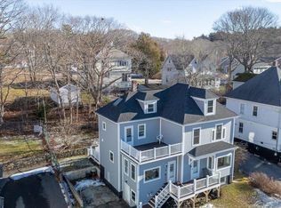 40 Atlantic Ave, Boothbay Harbor, ME 04538