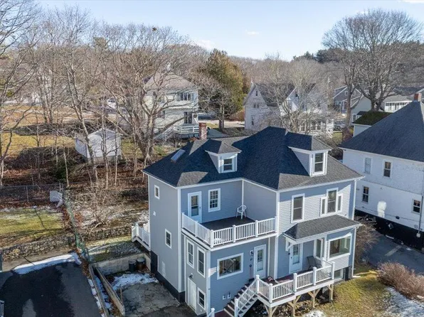 40 Atlantic Avenue, Boothbay Harbor, ME 04538