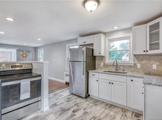 99 Parkview Dr, Wethersfield, CT 06109