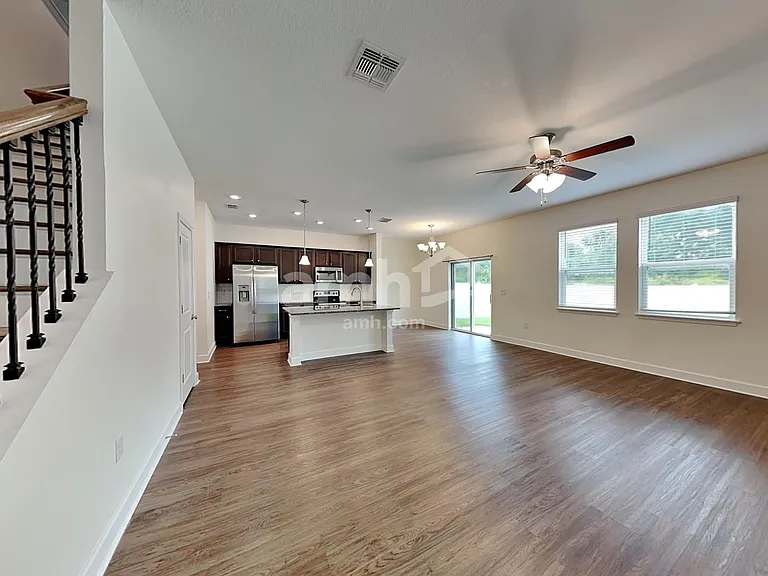 4320 Reisswood Loop — Photo 6