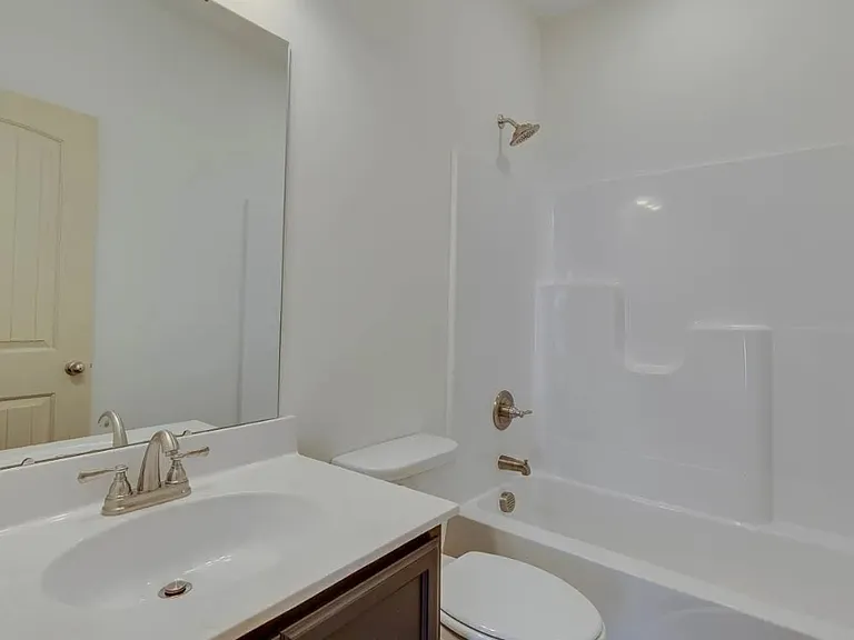 106 Glory Rd — Photo 17