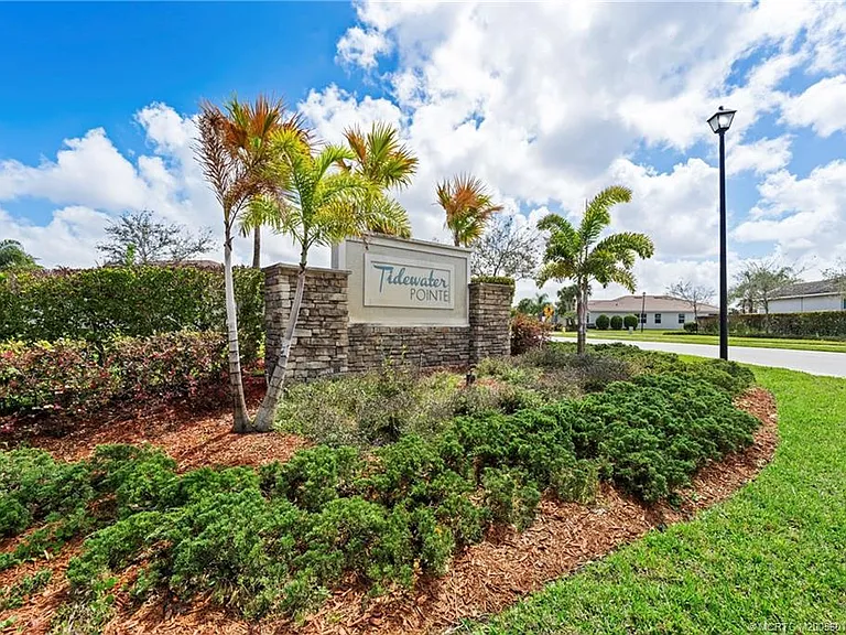 7461 SW Harbor Cove Dr — Photo 23