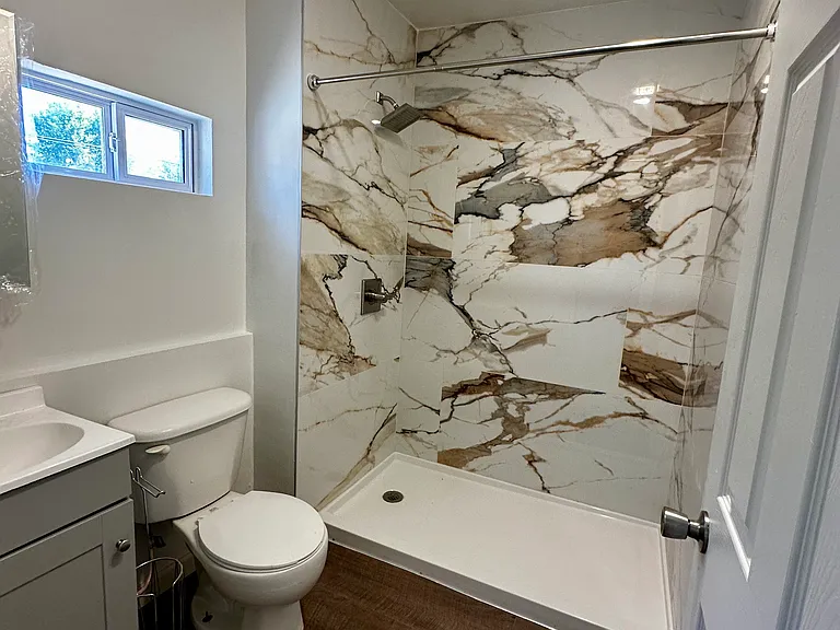 1145 Tyler Way — Photo 4