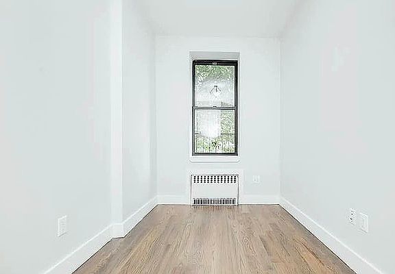 3rd image of 409 Chauncey St #3G