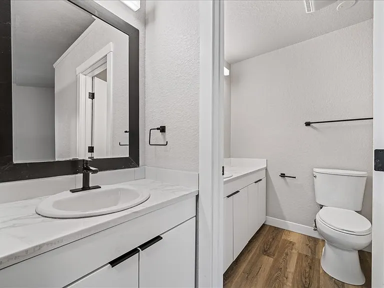 50-Meridian Green Townhomes 17-1--25
