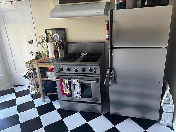 5th image of 347 62nd St