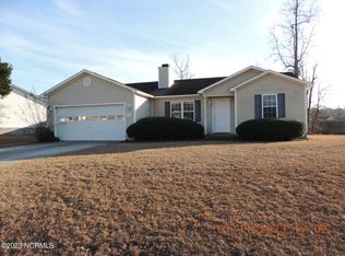 162 Wheaton Dr, Richlands, NC 28574
