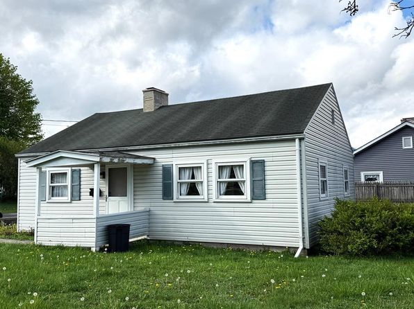 225 Westgate Dr, Johnstown, PA 15905