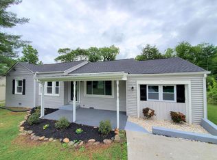 302 Canterbury Dr, Knoxville, TN 37920