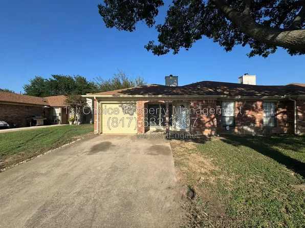 4512 Trysail Dr, Fort Worth, TX 76135