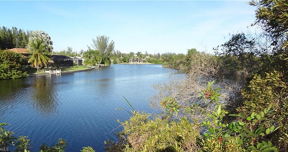 2nd image of 829 NW 29th Ave
