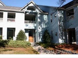 120 E Breezewood Dr, Greenville, NC 27858