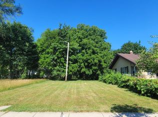 1037 Diamond Ave, South Bend, IN 46628