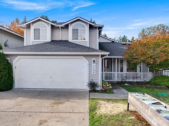 2nd image of 7744 Sawgrass Lane SE
