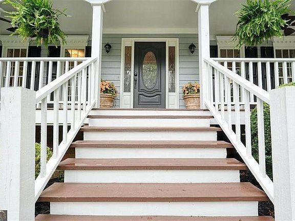 2nd image of 1011 Fairway Valley Dr
