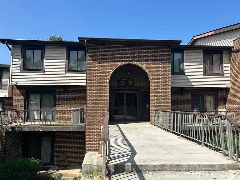 4928 W Brigantine Ct — Photo 1
