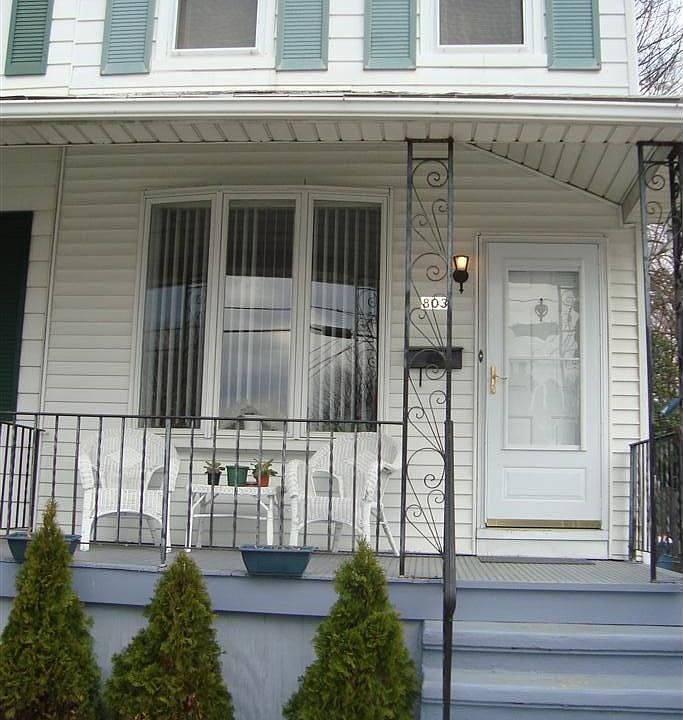 1st image of 803 Lincoln Ave