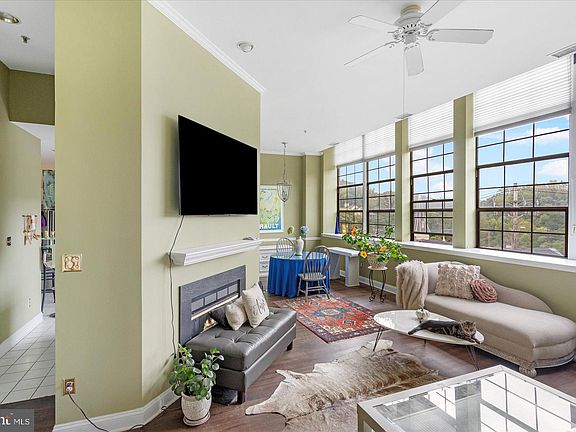 5th image of 3700 College Ave Unit 301