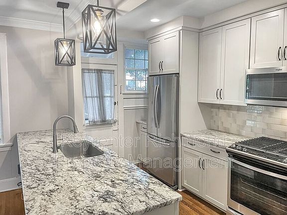 5th image of 3014 W Leigh St